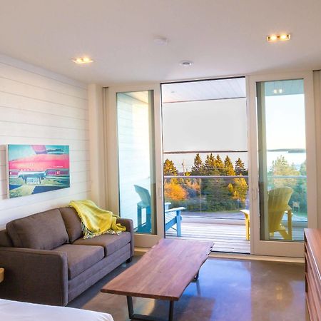 Quarterdeck Beachside Villas & Lofts Summerville Centre Экстерьер фото