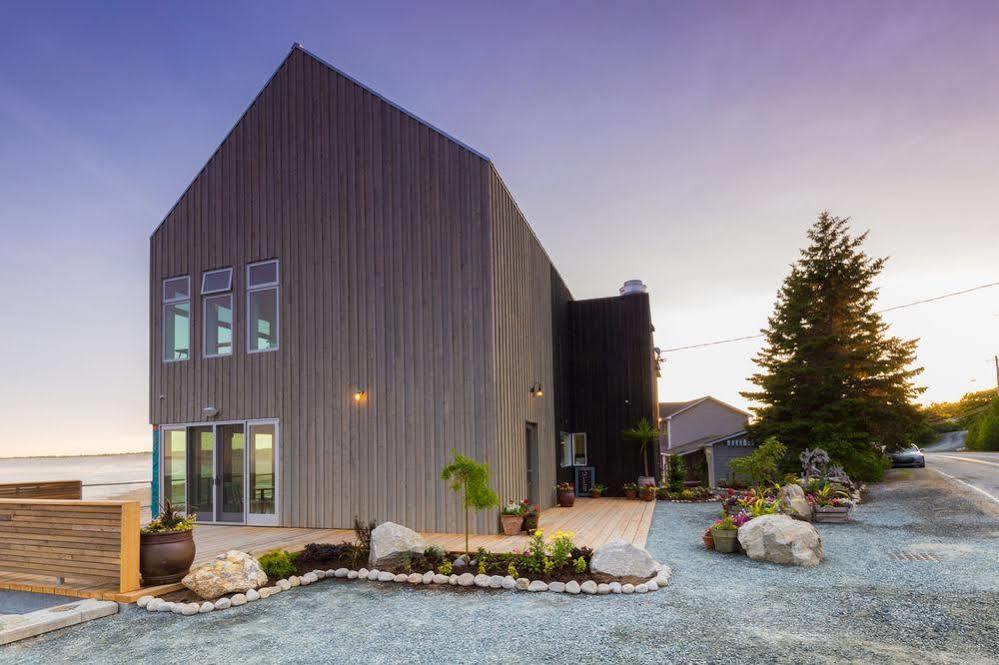Quarterdeck Beachside Villas & Lofts Summerville Centre Экстерьер фото