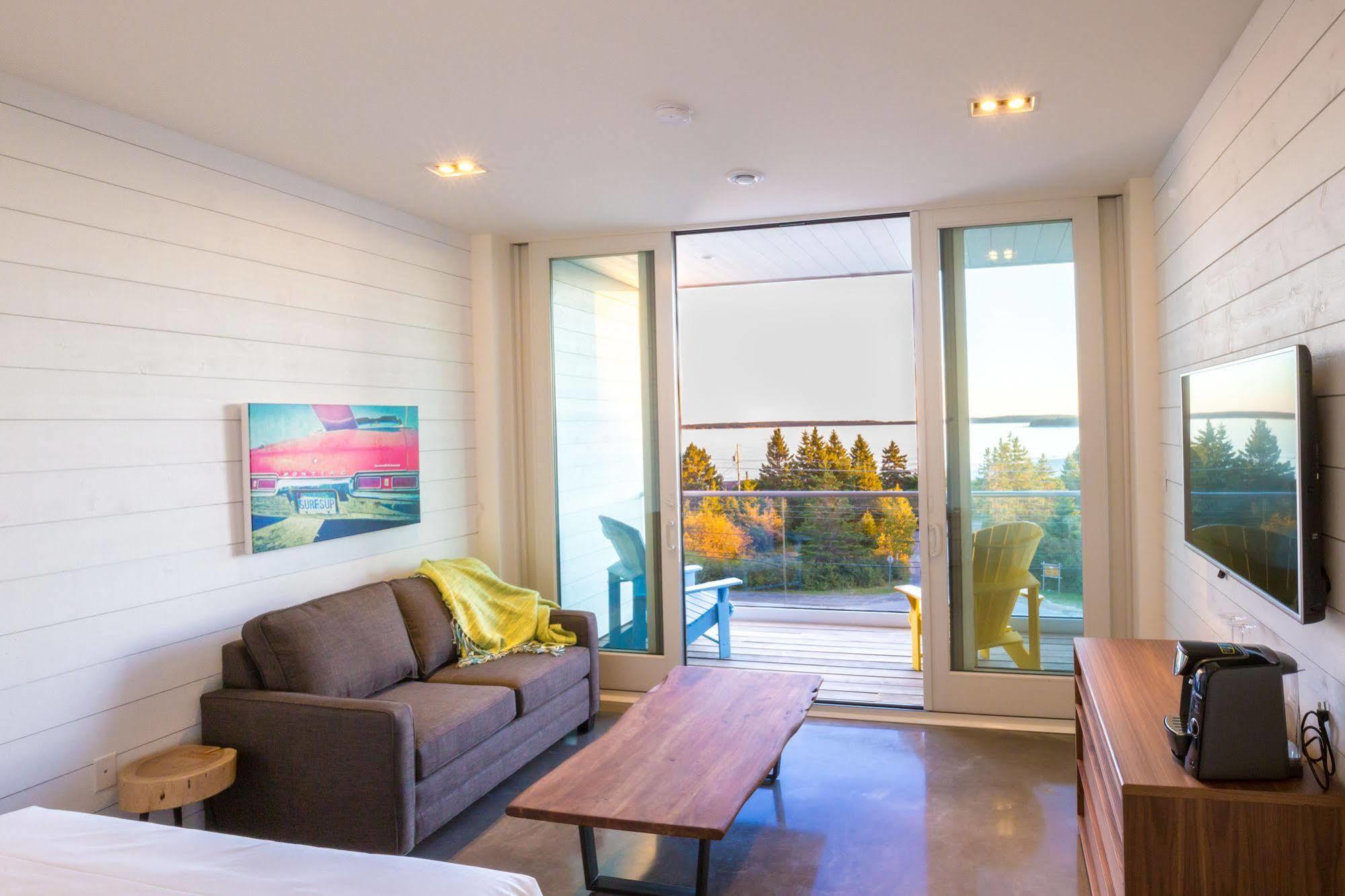 Quarterdeck Beachside Villas & Lofts Summerville Centre Экстерьер фото